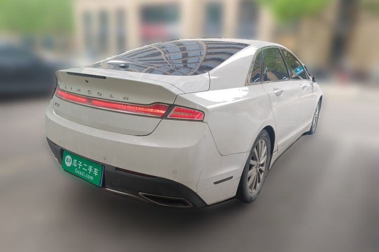 Used Lincoln MKZ 2017 2.0T Luxury Edition Rear Right 45 Deg