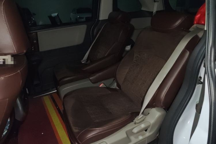 Used Honda Odyssey 2015 Updated Version 2.4L Smart Edition Left Rear Seat