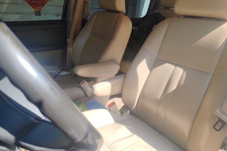 Used Buick GL8 2011 2.4L LT Executive Edition