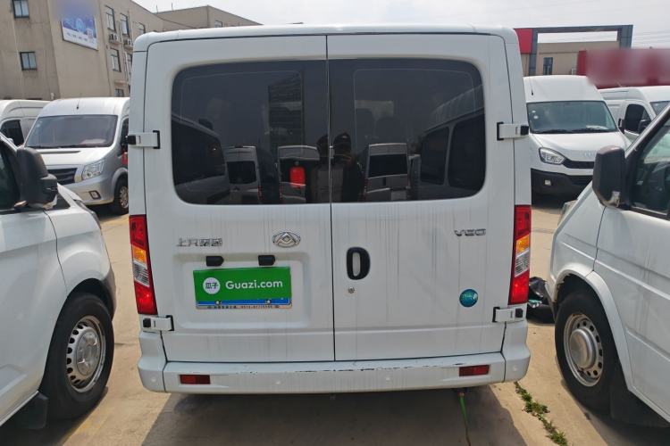 Used SAIC MAXUS Xintu V80 2023 2.0T Manual Classic Aoyuntong Short Wheelbase Ultra-Low Roof 5/6-Seater