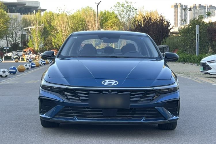 Used Hyundai Elantra 2023 1.5L CVT TOP Flagship Edition Exterior 5