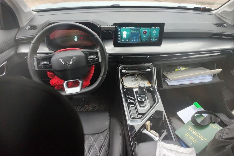 Used Wuling Asta 2022 2.0L DHT Electric-Speed Version