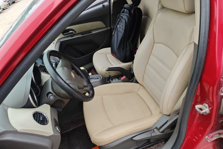 Used Chevrolet Cruze 2015 1.5L Classic SE AT
