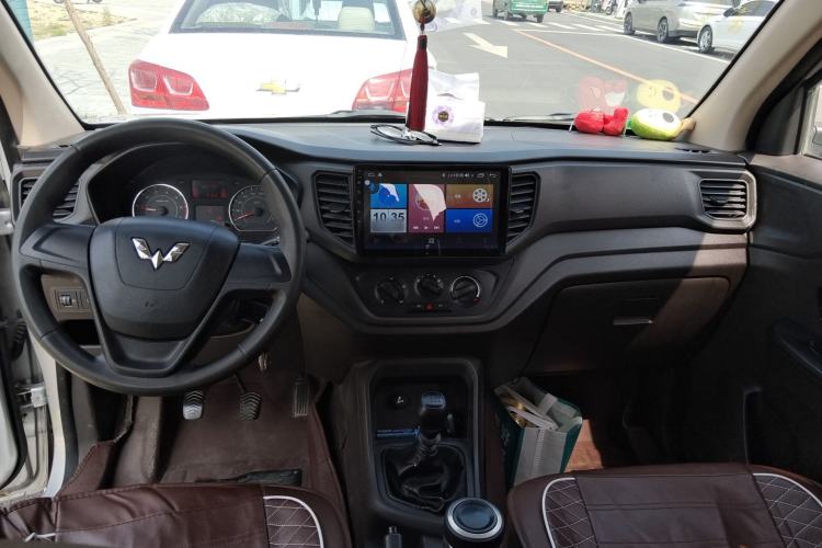 Used Wuling Hongguang V 2019 1.5L Jingqu Version China VI LAR