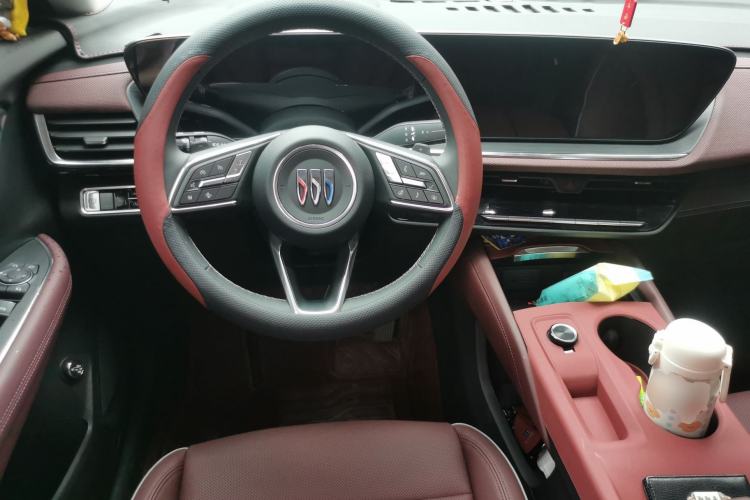 Used Buick Envision 2025 Encore Plus 28T Two-Wheel-Drive Platinum Edition