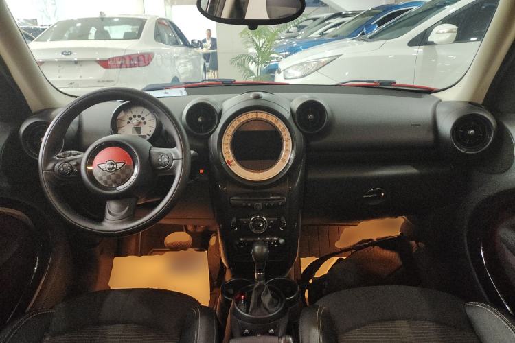 Used MINI Countryman 2014 1.6L COOPER Fun
