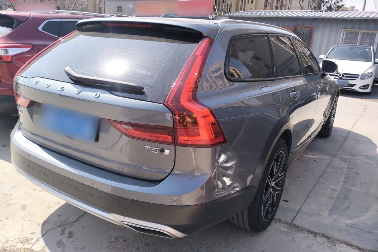 Used Volvo V90 2020 Facelifted Cross Country T5 AWD Zhiyuan Edition