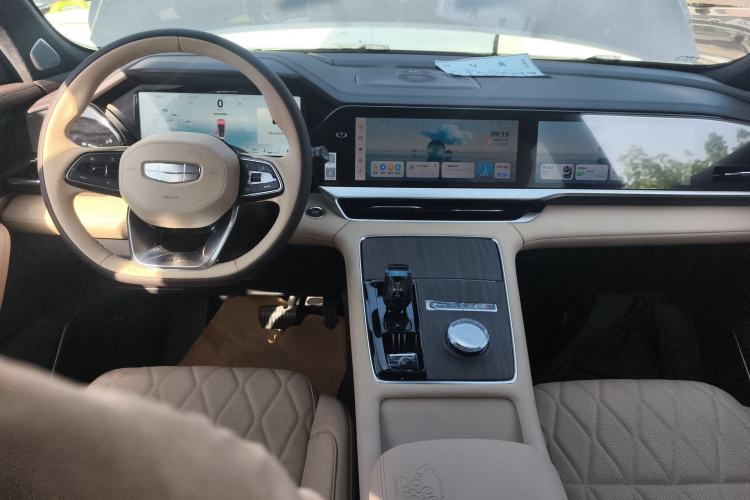 Used Geely Auto Monjaro L 2025 Dongfang Yao 2.0TD Automatic Lanxing Edition Center Console