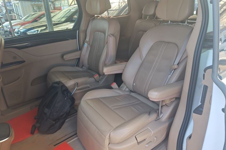 Used Buick GL8 2017 ES 28T Luxury Model China V Standard
