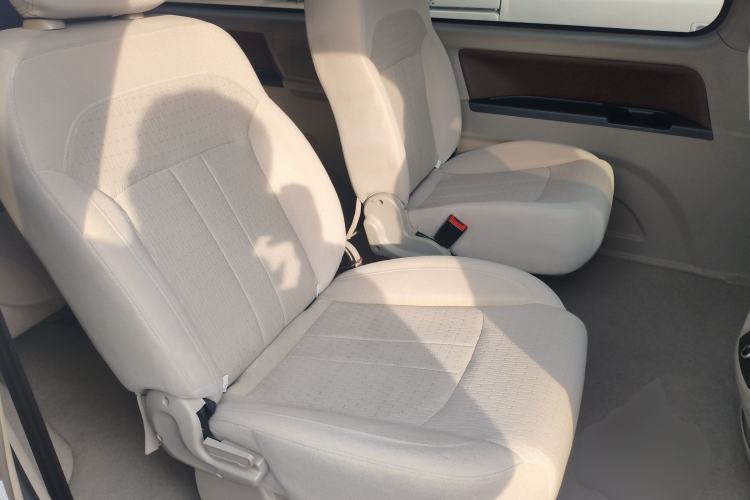 Used FORTHING Lingzhi 2018 M5L 1.6L 7-Seater Comfort Model