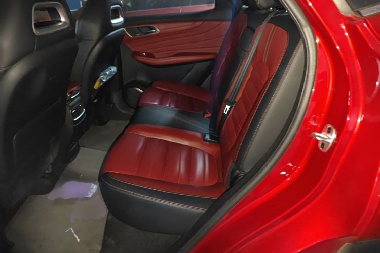 Used MG HS 2018 30T Automatic Two-Wheel Drive Trophy Edition—High-Octane V-Model