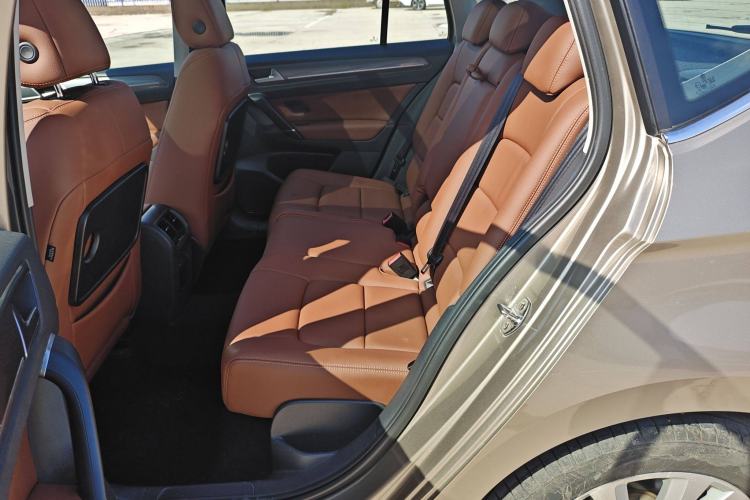 Used Volkswagen Golf Sportsvan 2016 230TSI Automatic Trend Edition