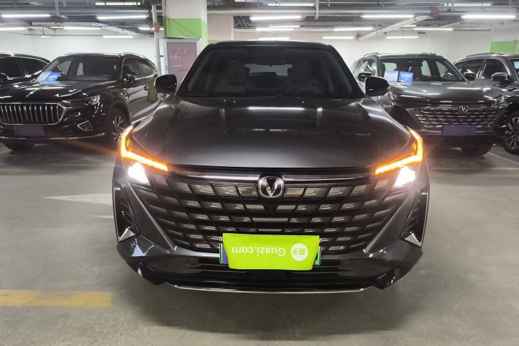 Used Changan UNI-Z New Energy 2024 Blue Whale Smart Electric iDD 125km Beyond Edition
