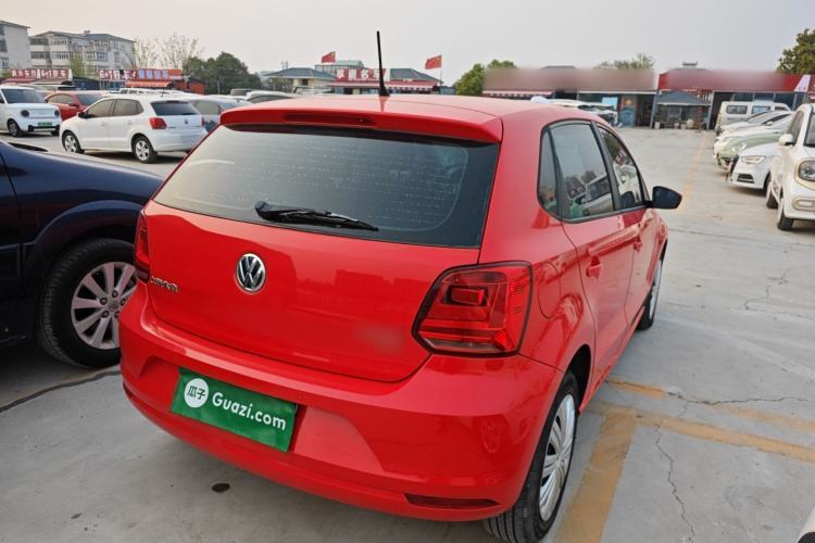 Used Volkswagen Polo 2016 1.6L Automatic Comfort Model
