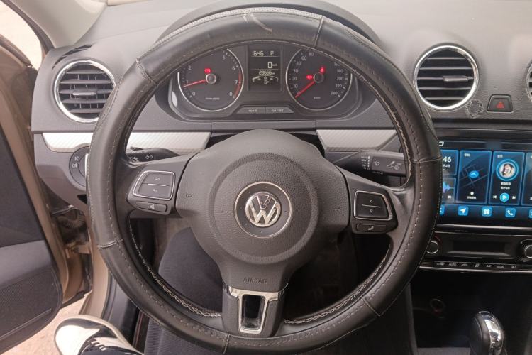 Used Volkswagen Jetta 2015 1.6L Automatic Luxury Model
