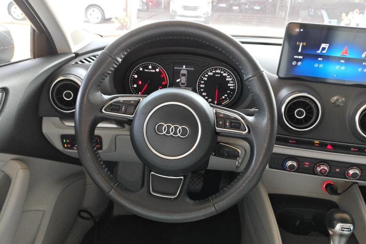 Used Audi A3 2014 Limousine 35 TFSI Automatic Fashion Model
