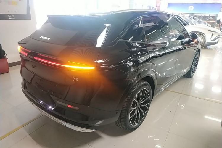 Used Zeekr 7X 2025 75 kWh Rear-Wheel Drive Intelligent Driving Version
