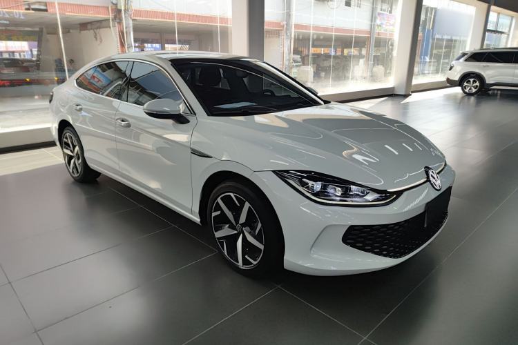 Used Volkswagen Lamando 2024 Lavida L 280TSI DSG Cool & Spicy Edition
