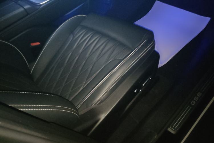 Used GAC Trumpchi GS8 2024 Linghang Series 2.0 TGDI Two-Wheel Drive Luxury Smart Connectivity Version Right Front Seat