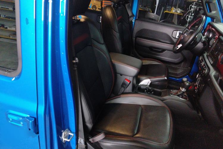 Used Jeep Wrangler 2021 2.0T Robin Hood Four-Door Edition