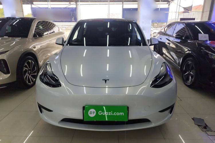 Used Tesla Model Y 2024 Rear-Wheel-Drive Version
