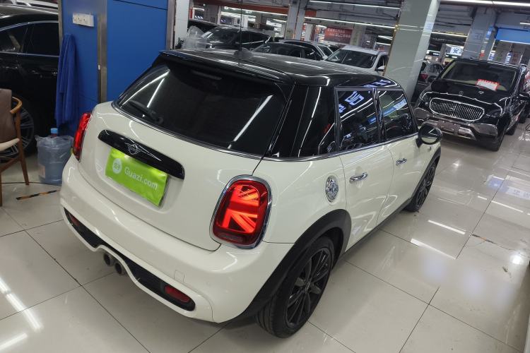 Used MINI MINI 2018 2.0T COOPER S Classic Edition Five-Door Version