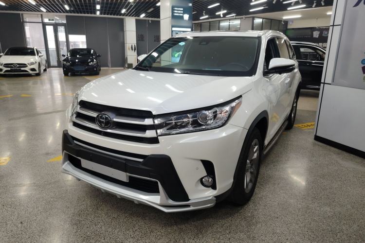 Used Toyota Highlander 2018 2.0T Four-Wheel Drive Luxury Version 7 Seats China VI Standard