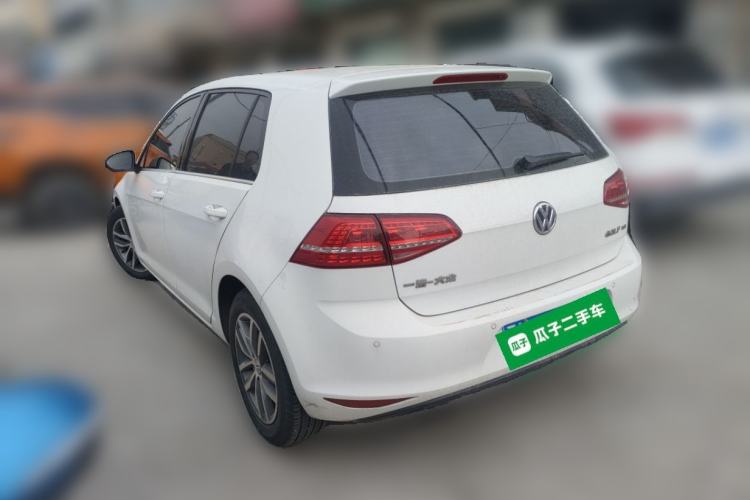 Used Volkswagen Golf 2016 230TSI Automatic Luxury Version
