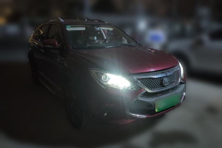 Used BYD Tang New Energy 2015 2.0T Four-Wheel-Drive Flagship Model