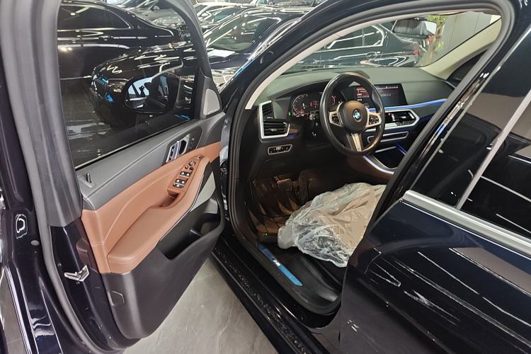 Used BMW X5 2022 xDrive40i M Sport Package
