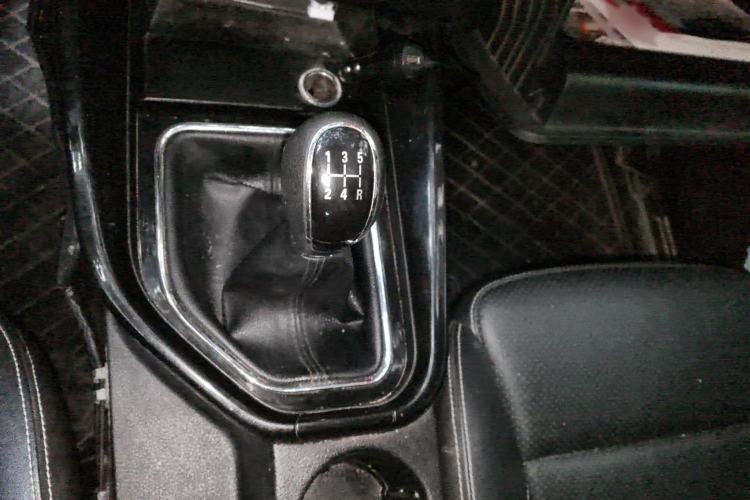 Used Dongfeng Fengon S560 2018 1.8L Manual Comfort 7-Seater