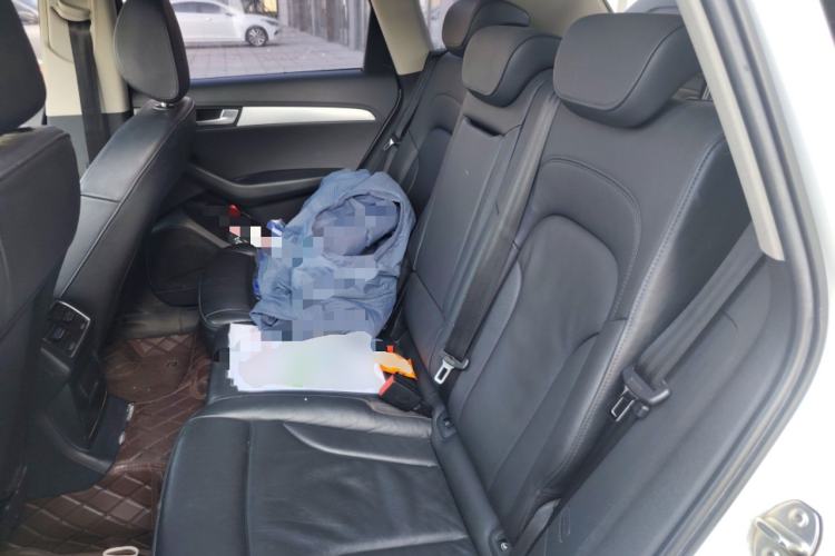 Used Audi Q5 2013 40 TFSI Technology Edition Left Rear Seat