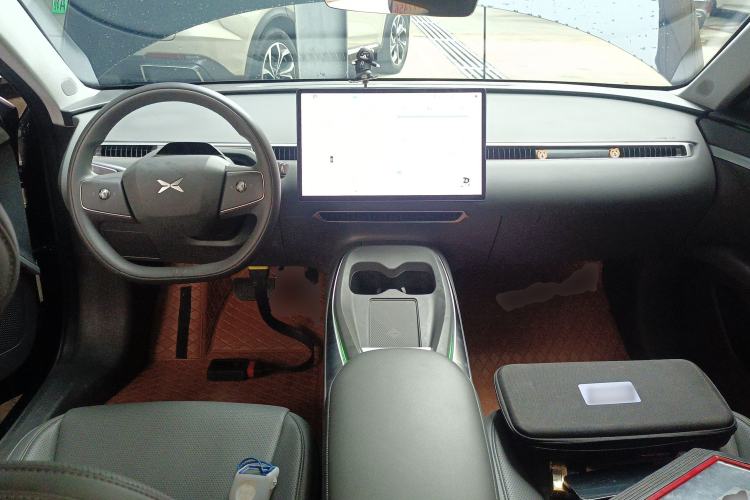 Used XPeng MONA M03 2024 620 with Ultra-Long Range Center Console