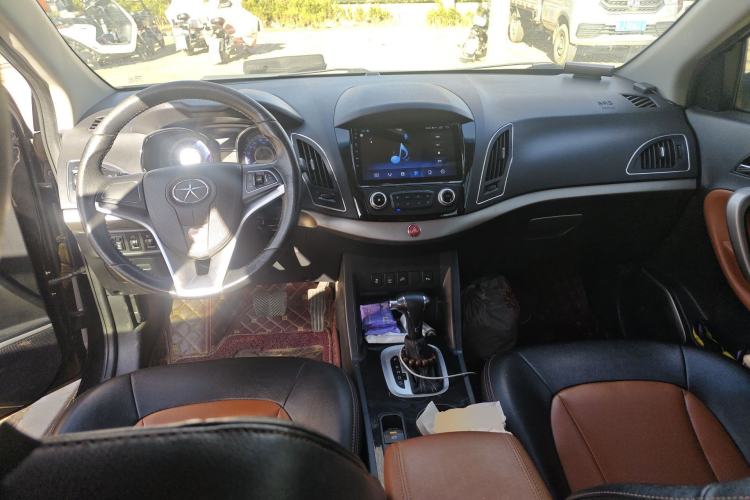 Used JAC Group Refine S5 2014 2.0T Automatic Luxury Edition
