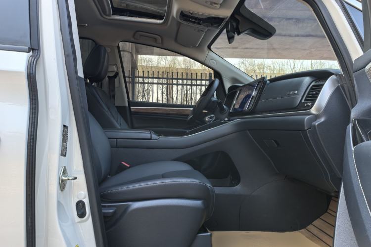 Used GAC Trumpchi M8 2021 Lingxiu Series 390T Deluxe Edition Right Front Seat