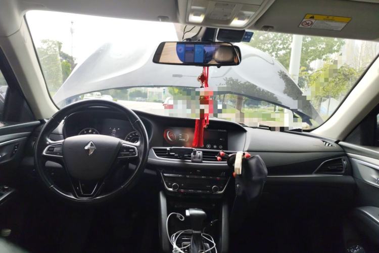 Used BORGWARD BX7 2016 28T Four-wheel Drive Luxury Edition 5 Seats