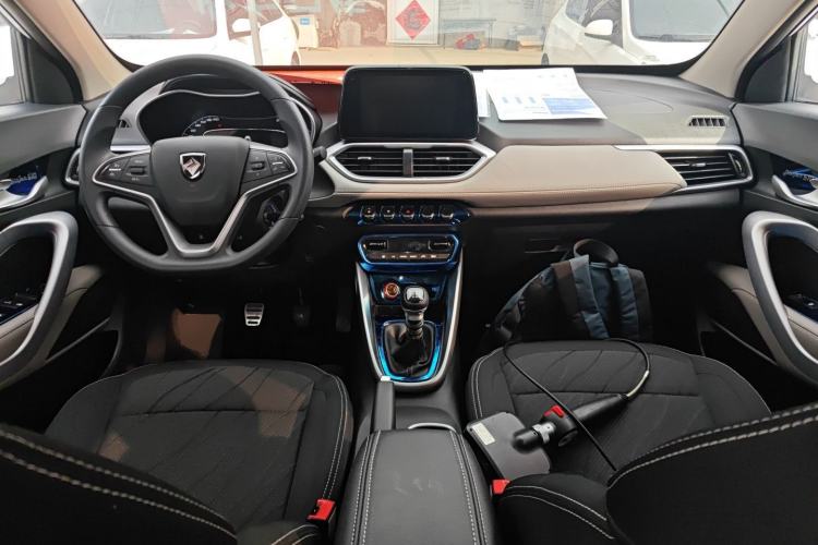 Used Baojun 510 2019 1.5L Manual Enjoyment Model 77kW China VI Emission Standard
