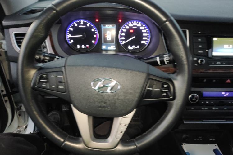 Used Hyundai Mistra 2014 1.8L Automatic Deluxe DLX Model
