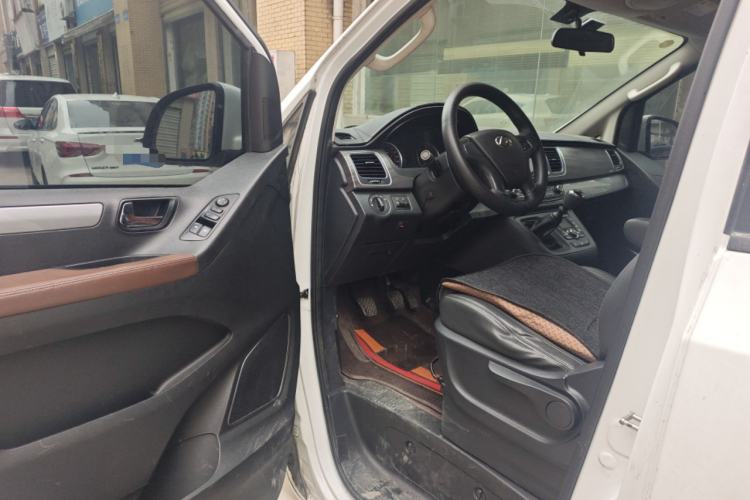 Used SAIC MAXUS G10 2019 PLUS 1.9T Manual Elite Edition Diesel China V Standard
