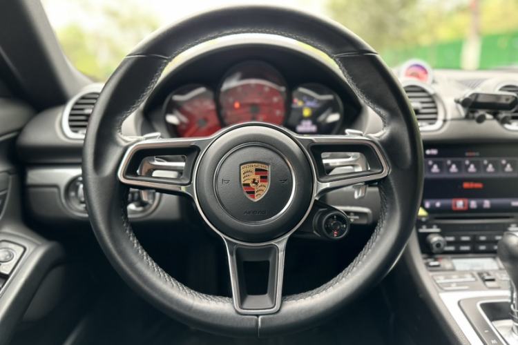 Used Porsche 718 2018 Cayman 2.0T
