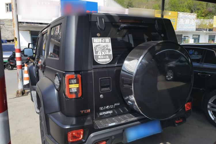 Used BAIC Off-Road BJ40 2021 2.0D Automatic Four-Wheel Drive Blade Hero Edition Adventurer Model (with Front and Rear Electronic Locks)