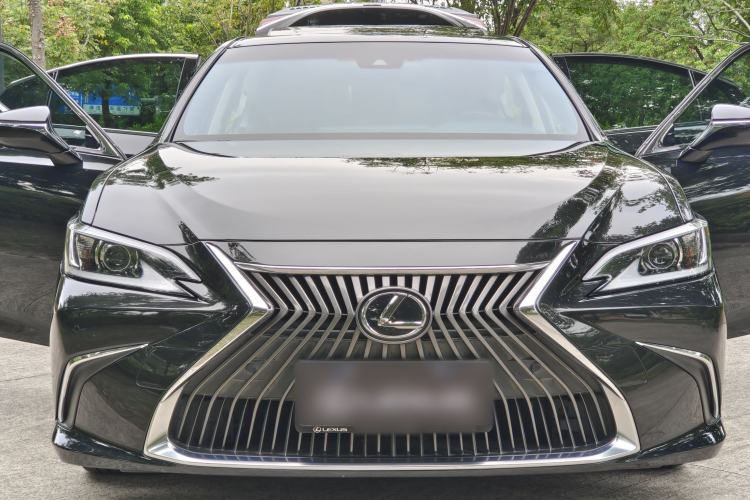 Used Lexus ES 2020 200 Excellence Edition