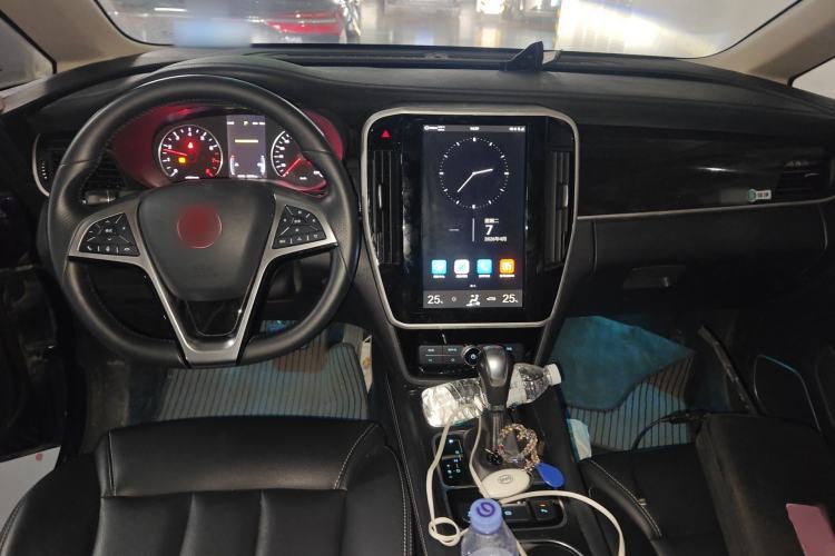 Used BYD Song MAX 2017 1.5T Automatic Smart Connect Prestige 7-Seater Center Console