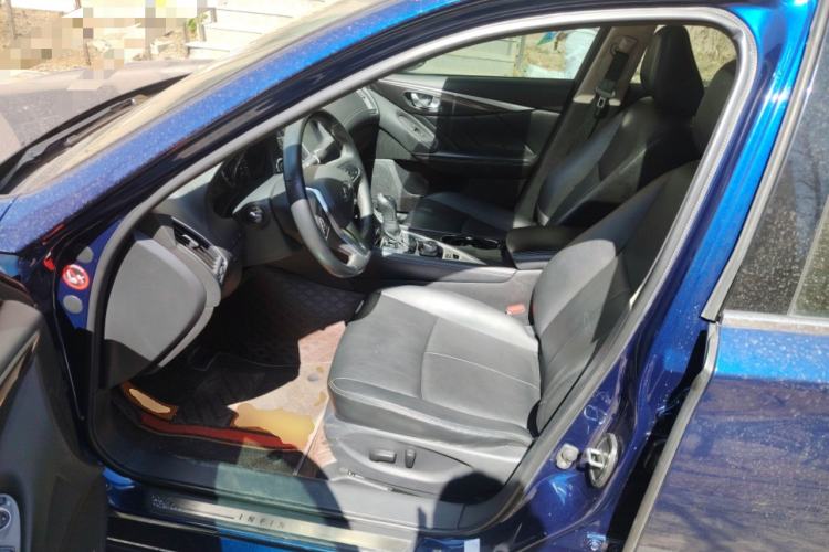 Used Infiniti Q50L 2018 2.0T Enjoyment Edition China V standard