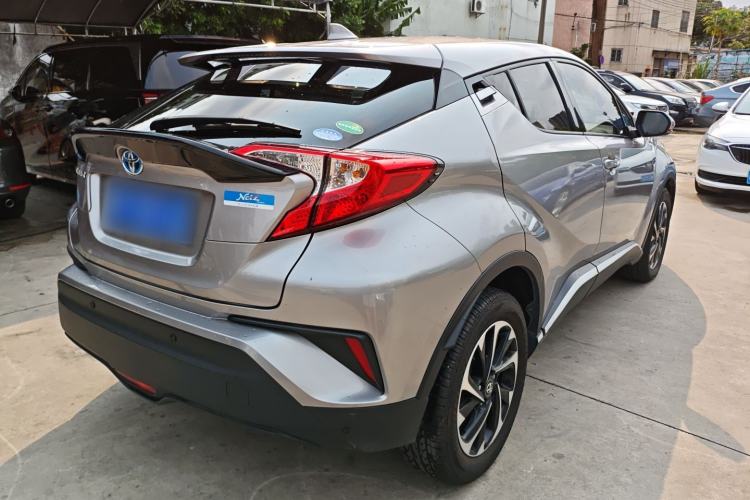 Used Toyota IZOA 2018 2.0L Yichi Edition China V Standard Rear Right 45 Deg