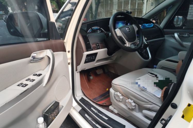 Used Luxgen Great 7 MPV 2016 2.0T Luxury Model
