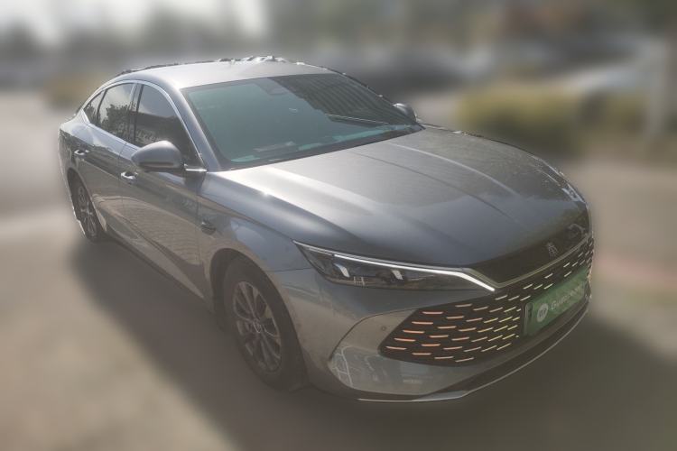 Used BYD Qin L 2025 DM-i Smart Drive 80KM Leading Model
