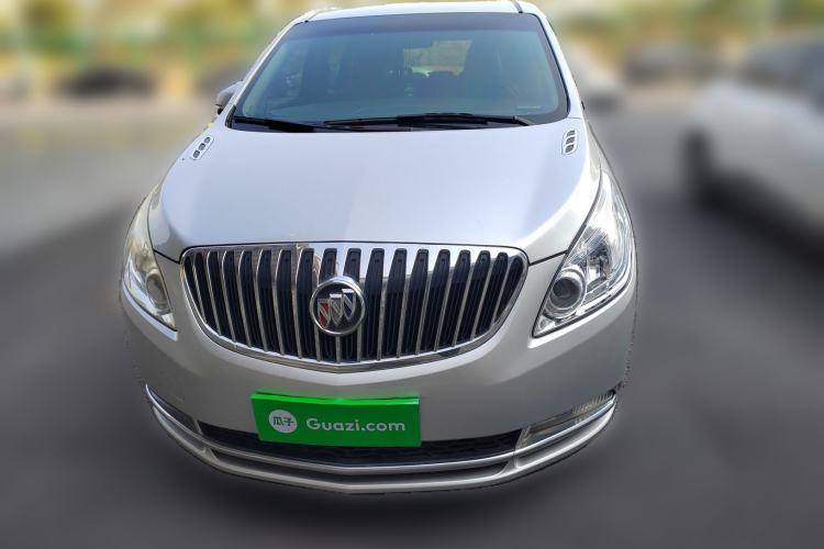 Used Buick GL8 2013 2.4L CT Luxury Business Comfort Edition
