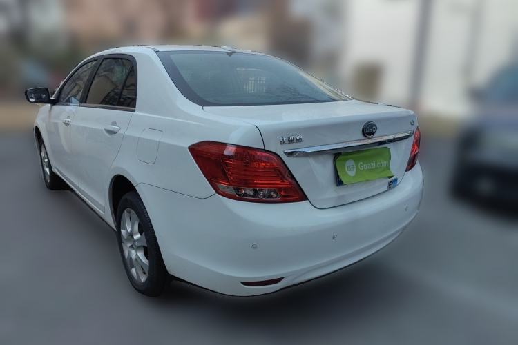 Used BYD e5 2016 300 Prestige Edition
