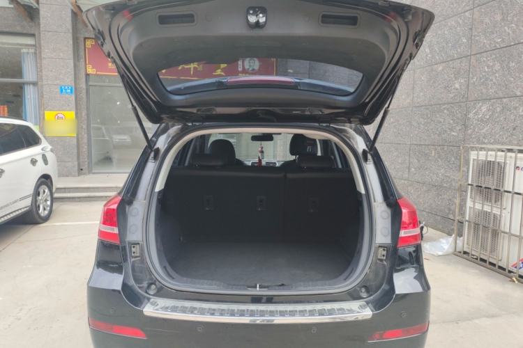 Used Haval H2 2016 Red Label 1.5T Manual Two-Wheel Drive Elite Model
